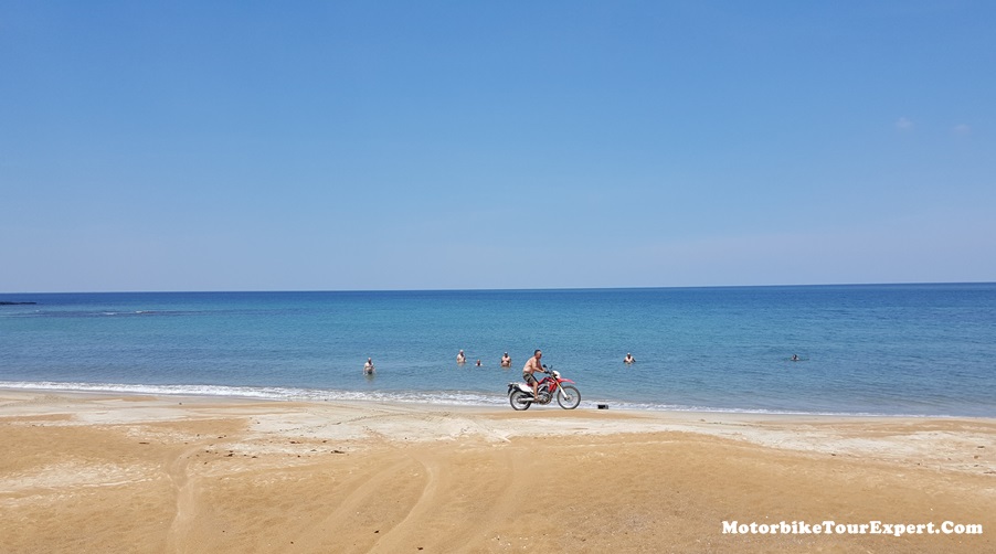 Nice beach Vietnam - Motorbike Tour Expert