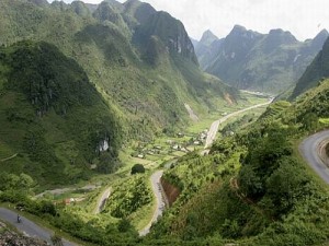 Dong van Ha Giang motorbike tour