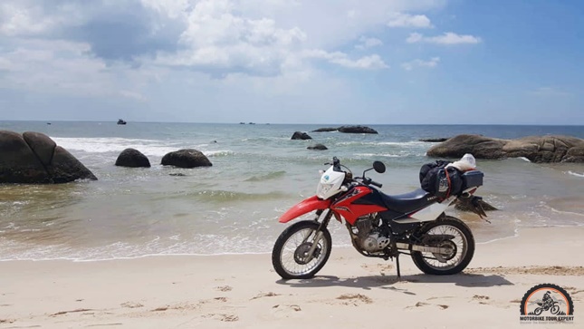 Coastal Road from Quy Nhon To Nha Trang - Beautiful Vietnam Motorcycle route