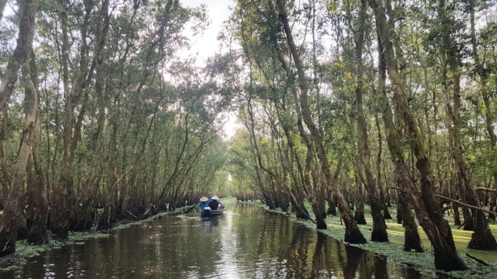 Me Kong delta motorbike tour