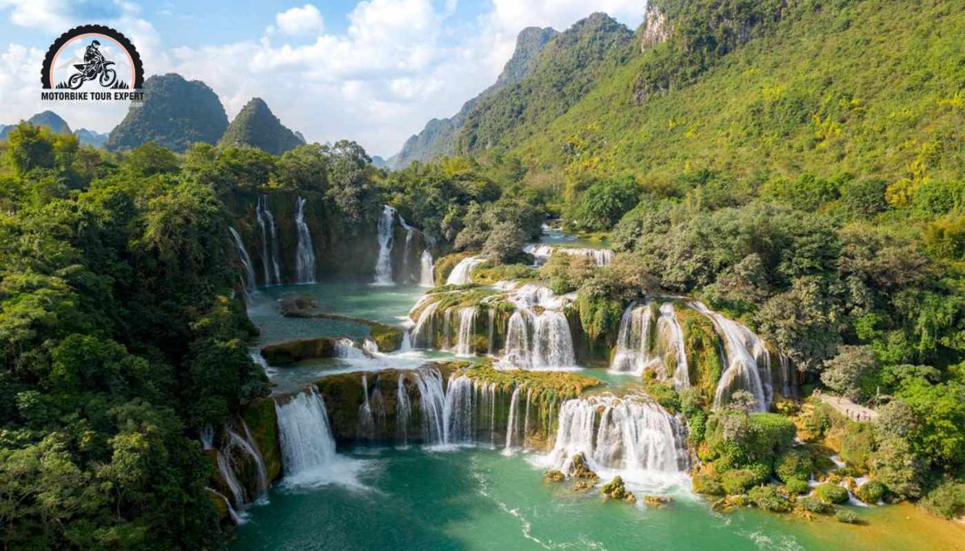 Admire Ban Gioc Waterfall - Must-try things to do in Cao Bang