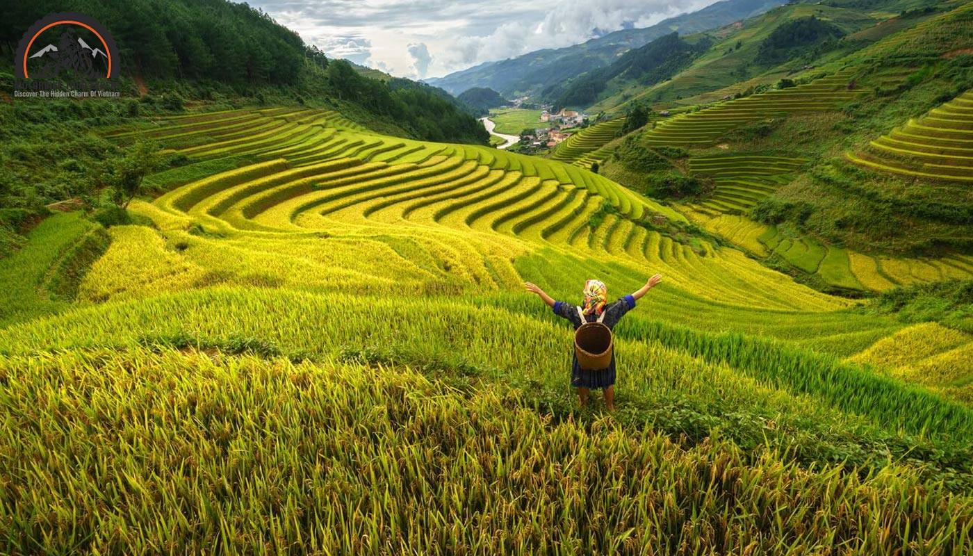 Mu Cang Chai offers a chance to interact with an authentic Hmong tribal culture