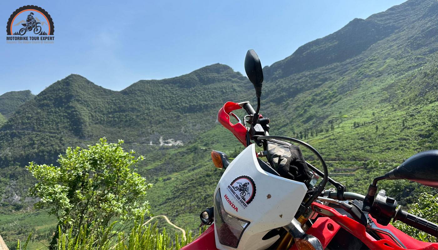 vietnam motorbike tour expert has various types of manual motorcycles for your choice
