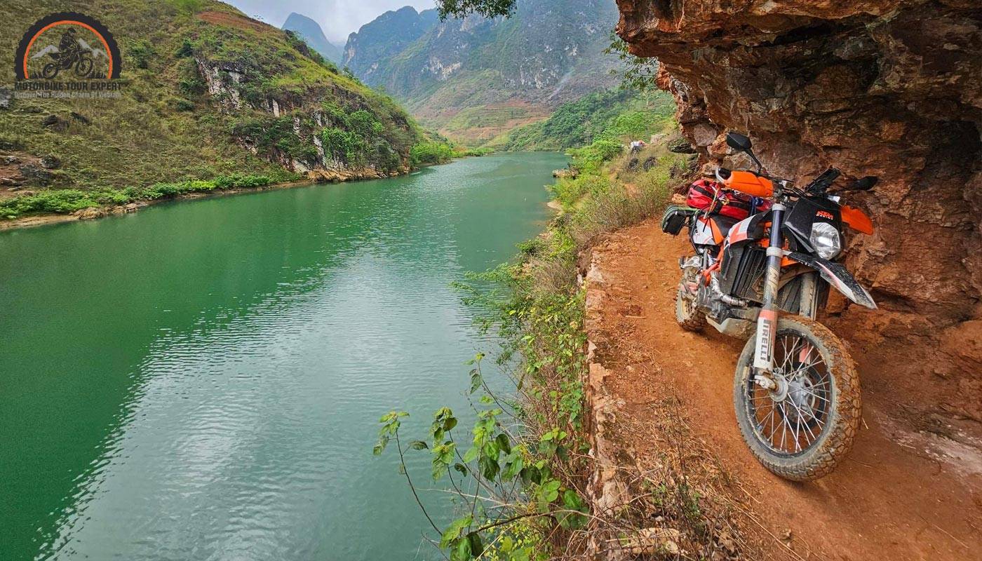 Miscellaneous Items for Ban Gioc Waterfall Motorbike Tours