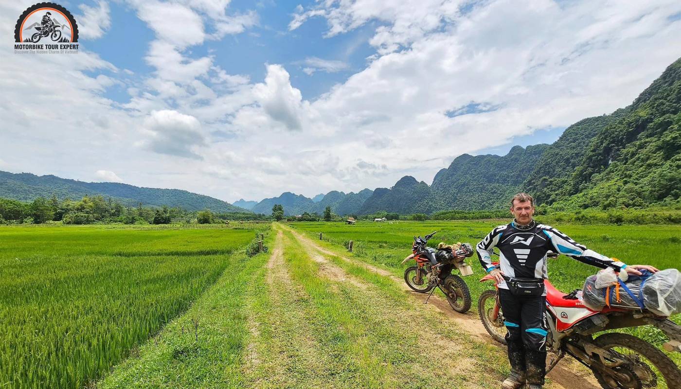How does Hanoi weather affect participating in Hanoi Motorbike Tours?