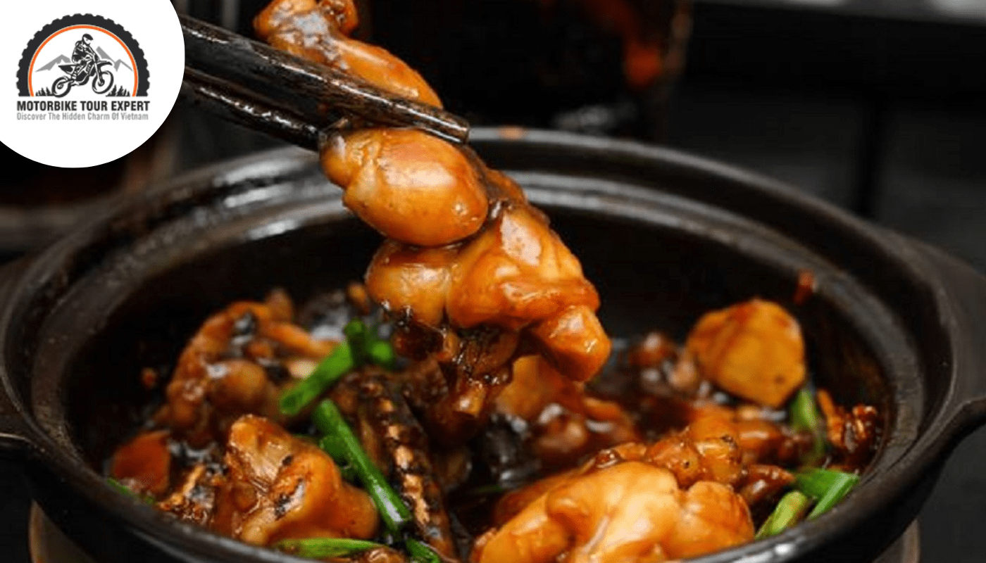 This restaurant specializes in serving Singaporean frog porridge dishes