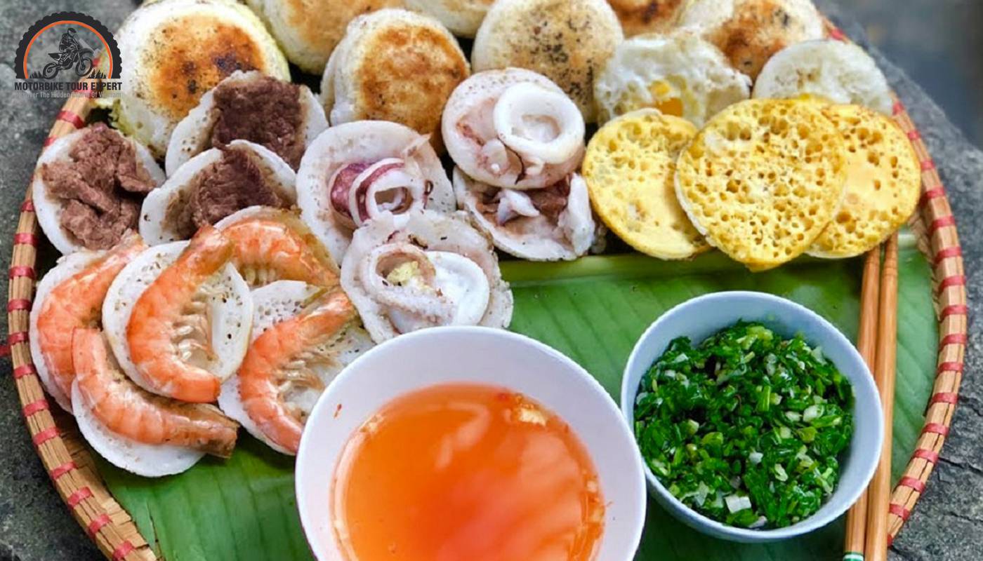 You must try Banh Can when travel to the Southern of VietNam