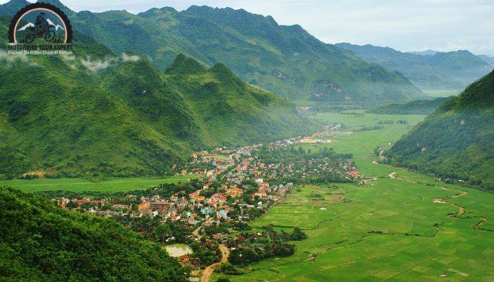 Son La to Mai Chau, Passing through Hoa Binh is the ultimate off-road experience