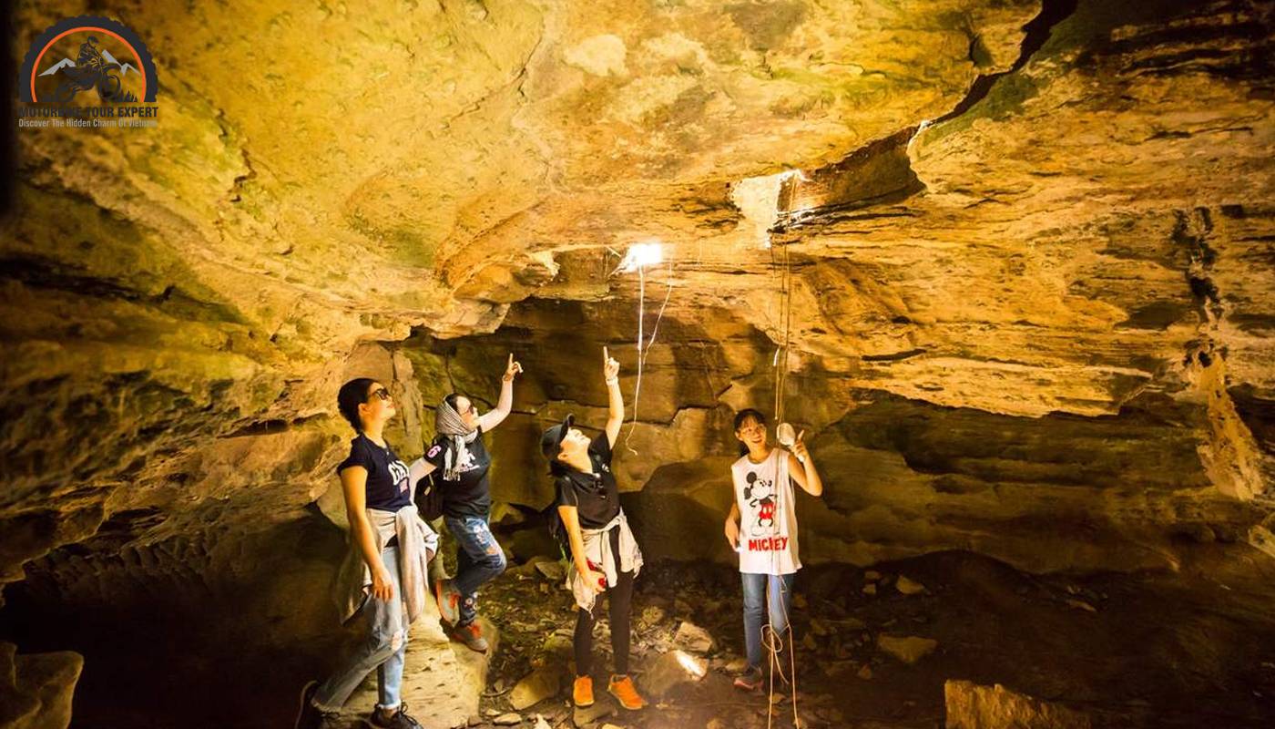 Explore Moc Chau Bat Cave – The most beautiful cave in the Northwest
