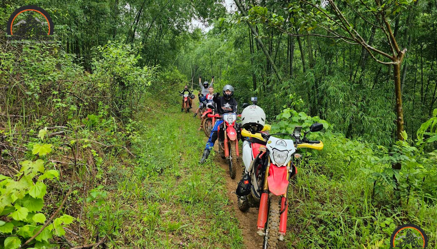 Explore more Moc Chau Plateau travel tips for your motorbike route