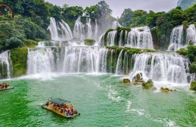 The marvelous wonder of Ban Gioc Waterfall will bring you fresh natural space