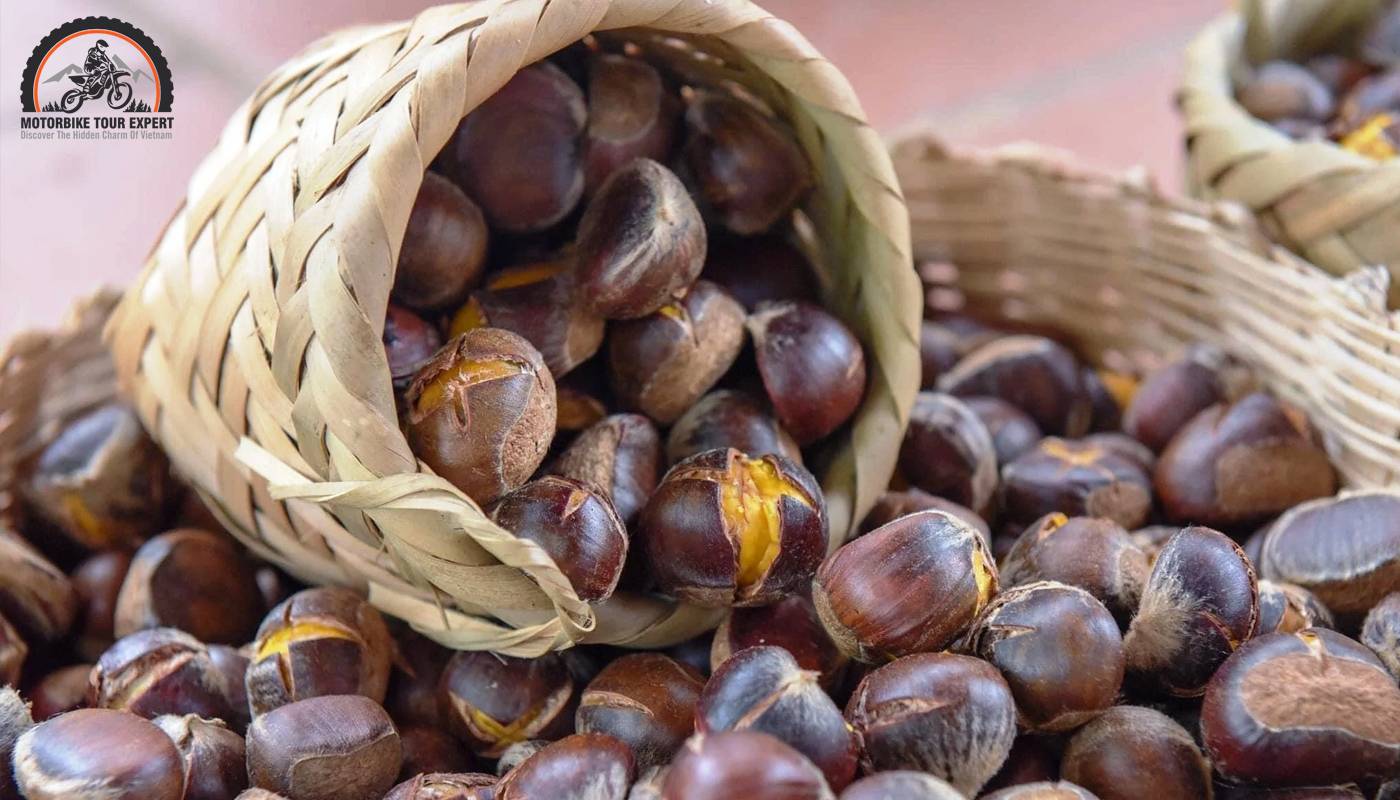 Trung Khanh chestnut is the most famous specialty in Ban Gioc waterfall