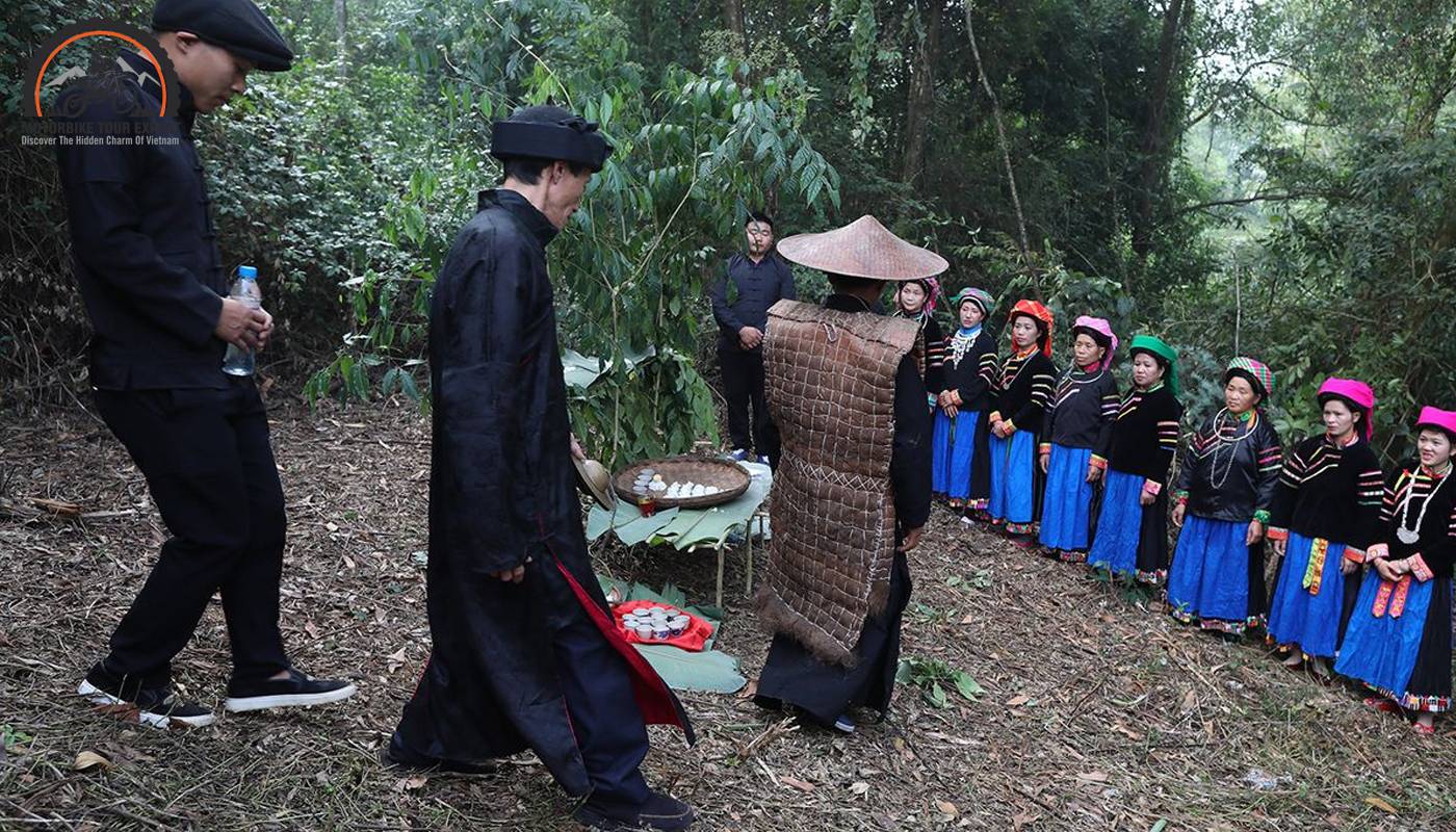Ceremony to worship the Forest God of Pu Peo people in Ha Giang – Cultural beauty that needs to be passed down
