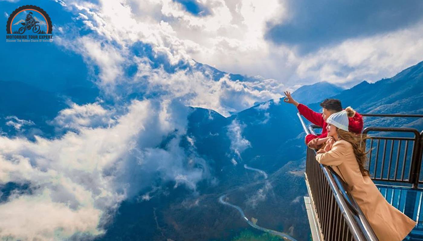 Seeing the cloudy sky of Sapa from above will be a wonderful experience