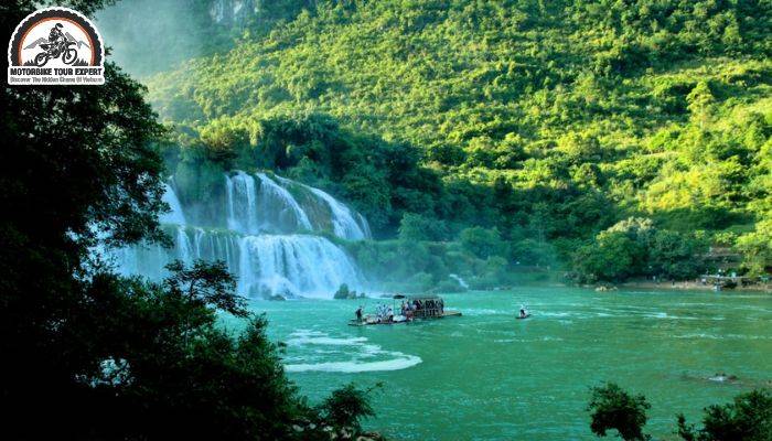 The Vietnam's national parks are like hidden treasures waiting to be discovered|Ba Be National Park|Cuc Phuong National Park|Cat Tien National Park|Phong Nha-Ke Bang National Park|Bach Ma National Park truly stands out in its own right within Nghe An Province||From trekking and bird-watching to boat rides on the Dong Nai River|A playground for adventurers