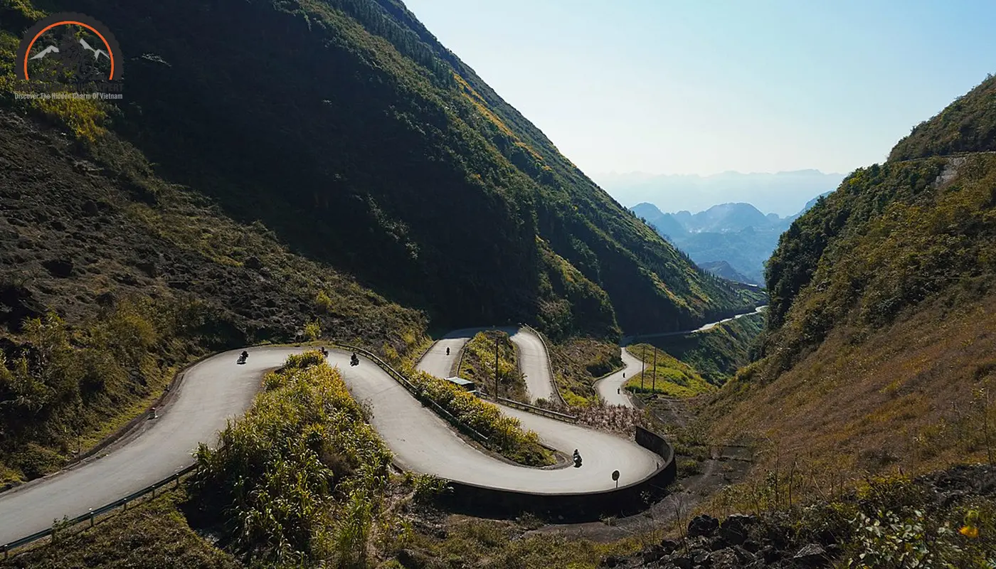 Ha Giang Loop with a majestic beauty|Winding road in Ha Giang|Prepare raincoats for harsh weather days|Language differences between ethnic groups|Must have careful driving skills in Ha Giang Loop|Must have careful driving skills in Ha Giang Loop|Join Ha Giang Motorbike Tour|Practice mastering motorbike skills|Always stay on marked trails and designated paths to avoid getting lost|Must have good riding skills