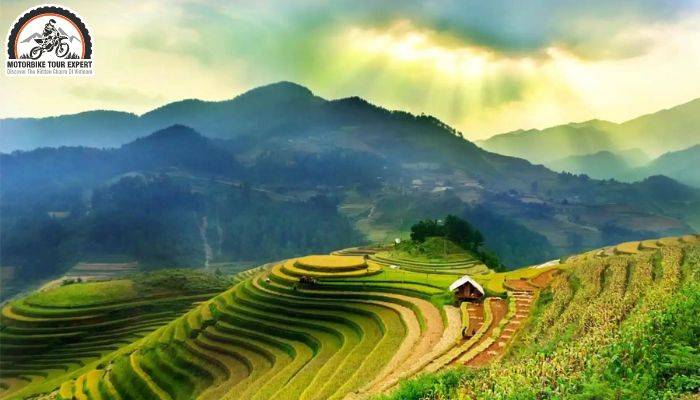 Hoang Su Phi travel tips|Intricate Hmong embroidery