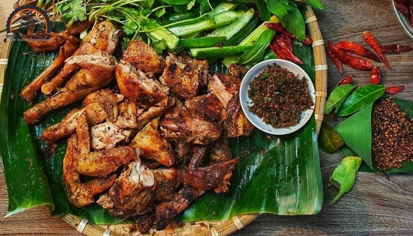 Come to Huong Ly Restaurant to try the cuisine at Mu Cang Chai|Salmon at Khau Pha Restaurant|Mu Cang Chai Cuisine at Thang Dung Restaurant|Tuan Thuy Restaurant is one of the best restaurant near Mu Cang Chai|Relaxing at Sung A Ho Homestay & Restaurant|Thuy Linh Restaurants|The service is very fast