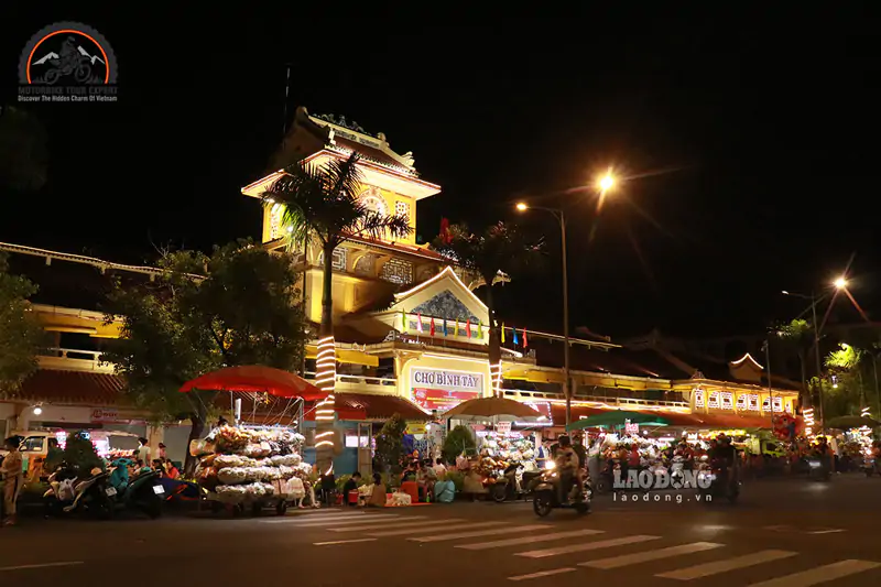 Ho Chi Minh Night Market
