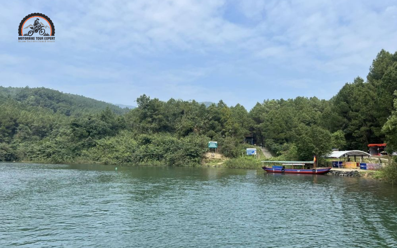 Huong Tich Pagoda