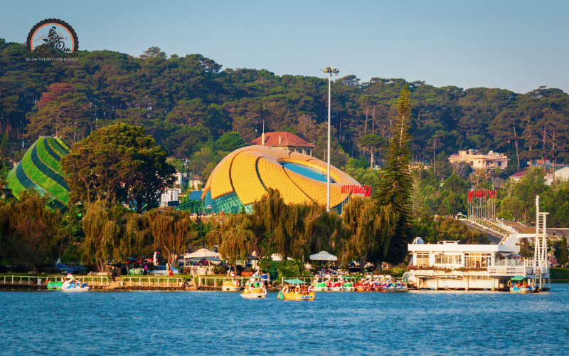 Xuan Huong Lake