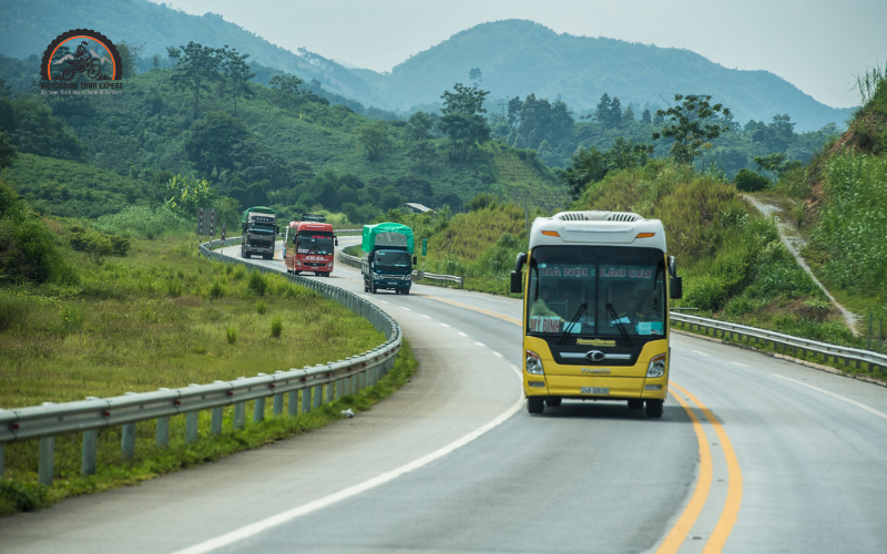 Going from Hanoi to Sapa by bus