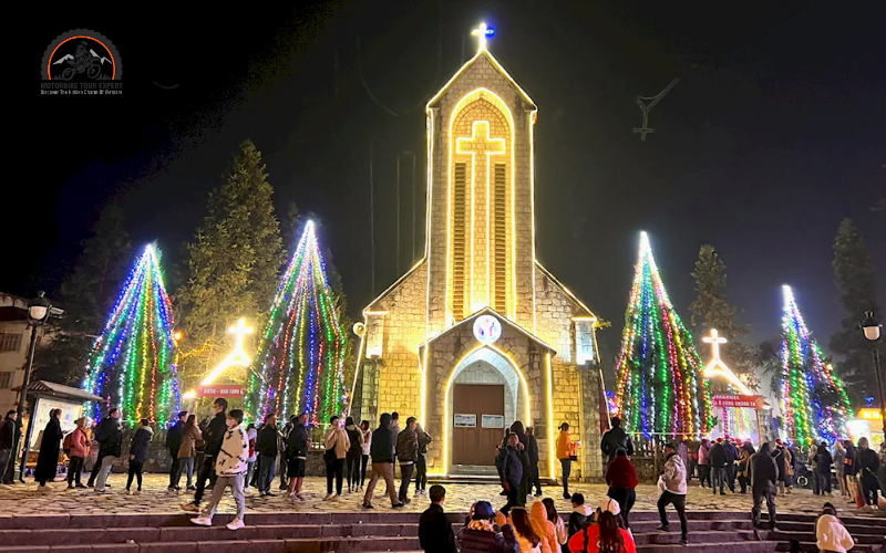 Attend Christmas mass at the Sapa Stone Church