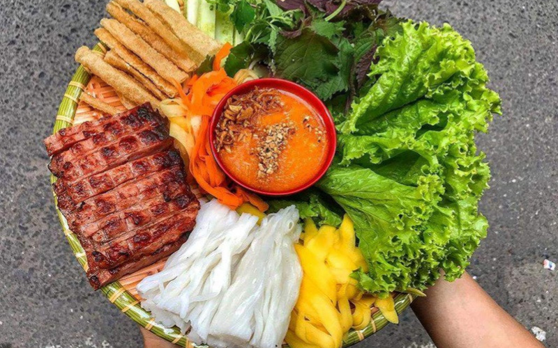 Nem Nướng - famous street food Nha Trang