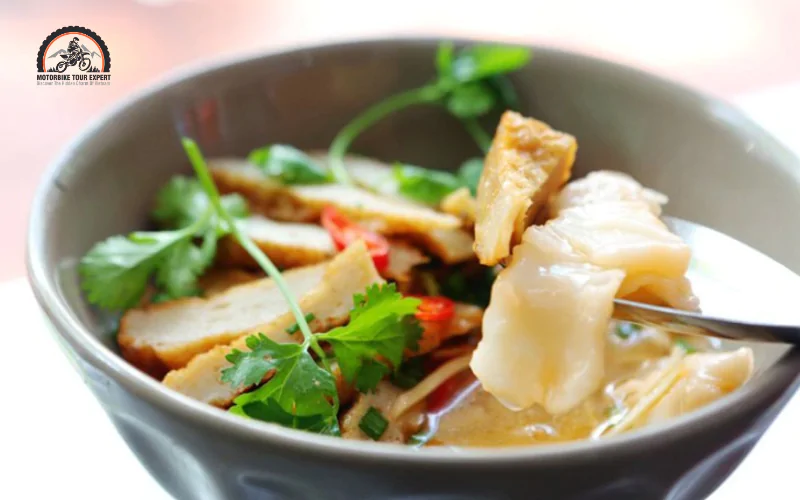 Bánh Canh Chả Cá