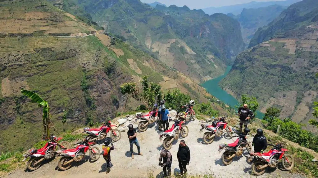 The road to Hmong King Palace offers a scenic adventure through Vietnam’s northern highlands