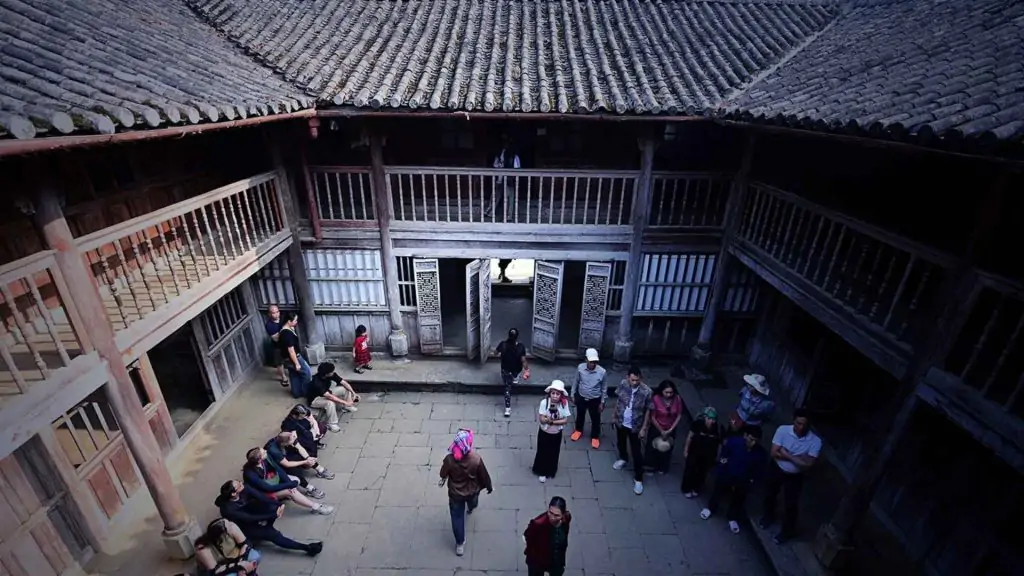 Visitors should dress modestly, speak softly, and respect local customs when exploring the palace